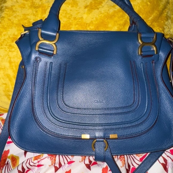 Chloé - Picture 1 of 7